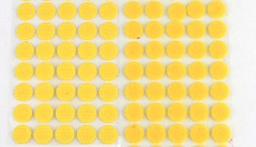 Suchý zip - samolepící žlutý 15 mm - 12 ks